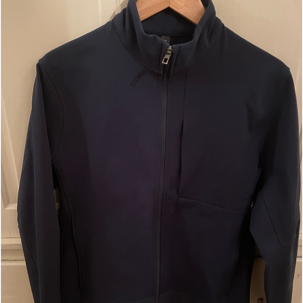 LULULEMON JACKET, Mens Medium
